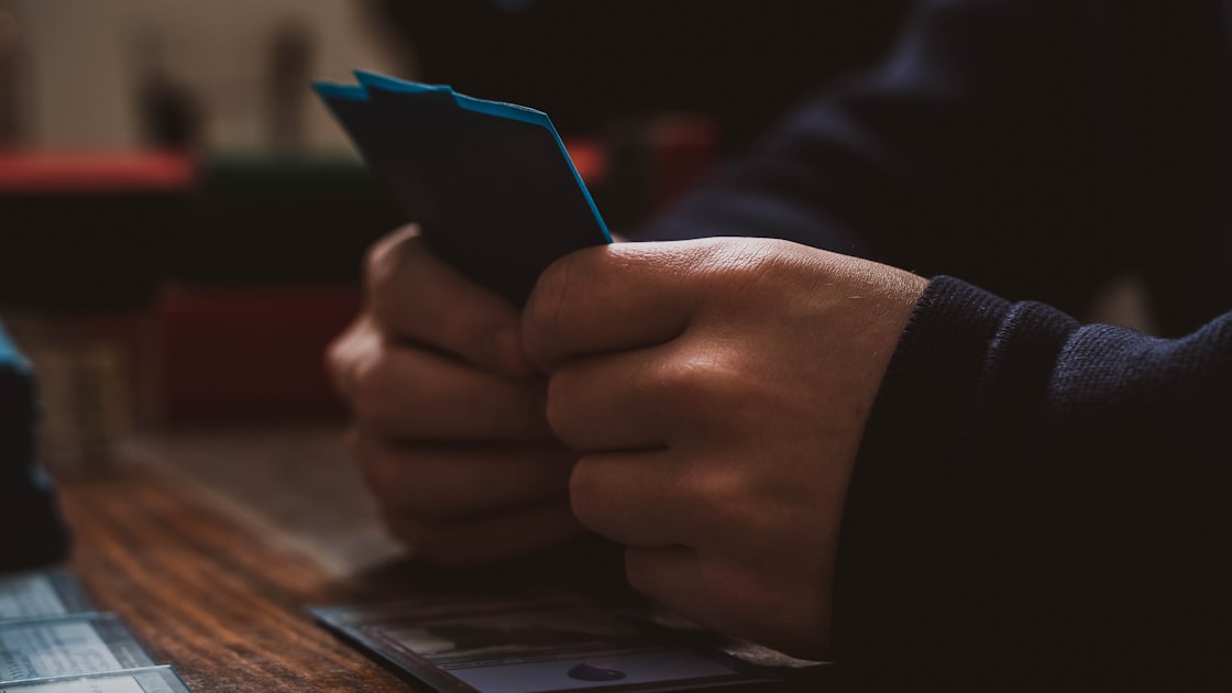 真人桌游中的信息分析与结算策略